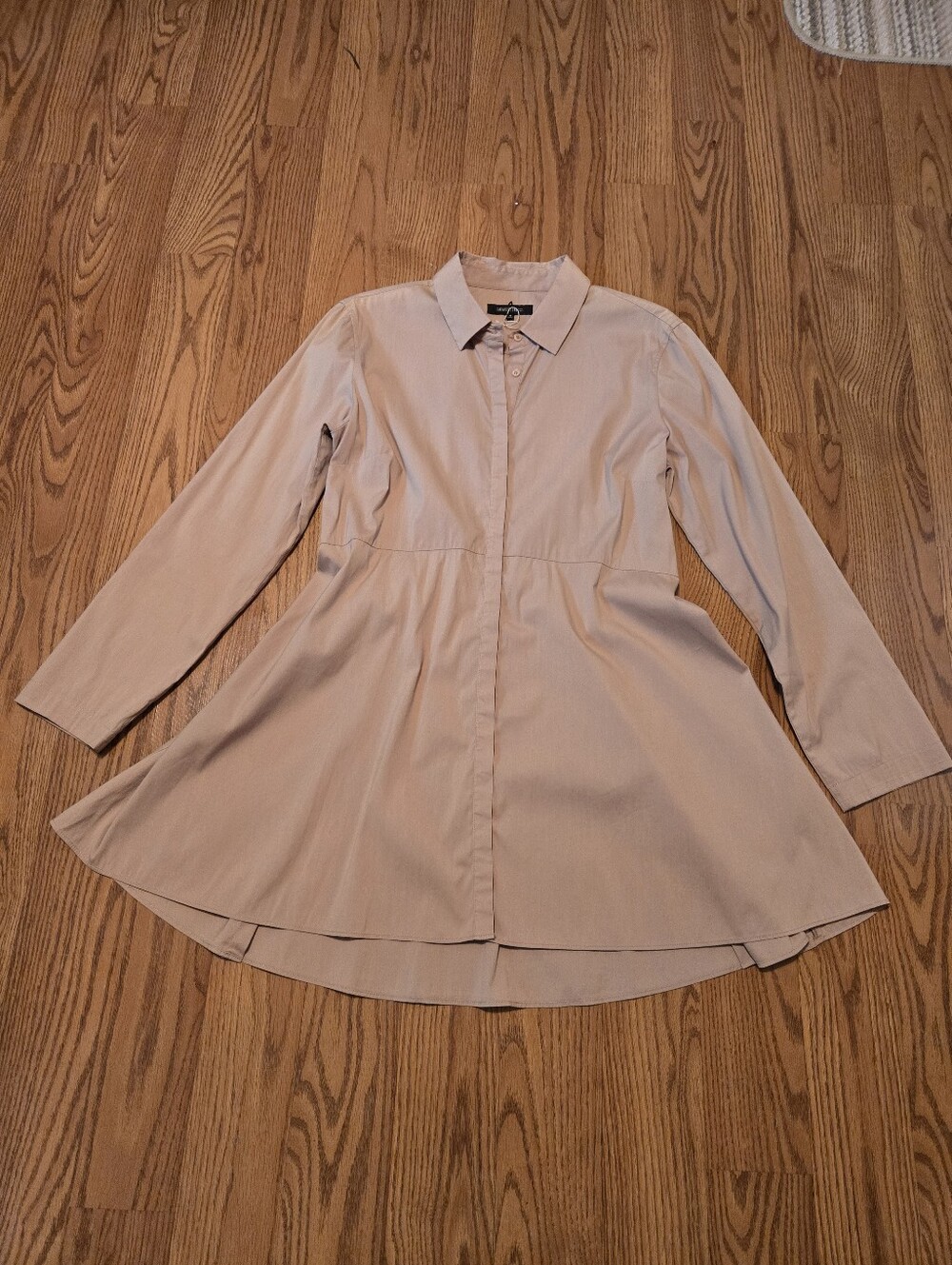 Lafayette 148 New York Beige Button Front Tunic Flared Blouse Neutral Top Work M